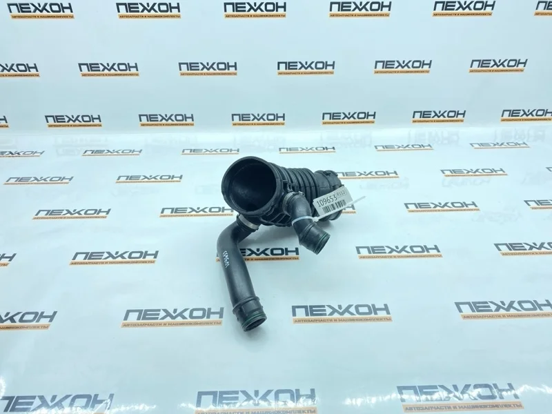 Патрубок воздушного фильтра BMW 7-Series 2017 13717643302 G12 3.0 B58B30A