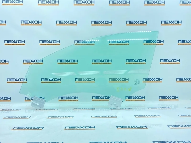 Стекло двери JAGUAR XJ 2016 C2D41359 X351 3.0 306DT, переднее левое