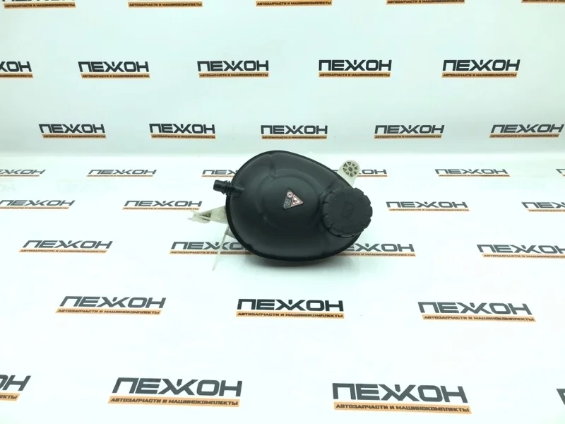 Бачок расширительный MERCEDES-BENZ GLC-Class 2017 A2055000049 X253 3.0 M276 823