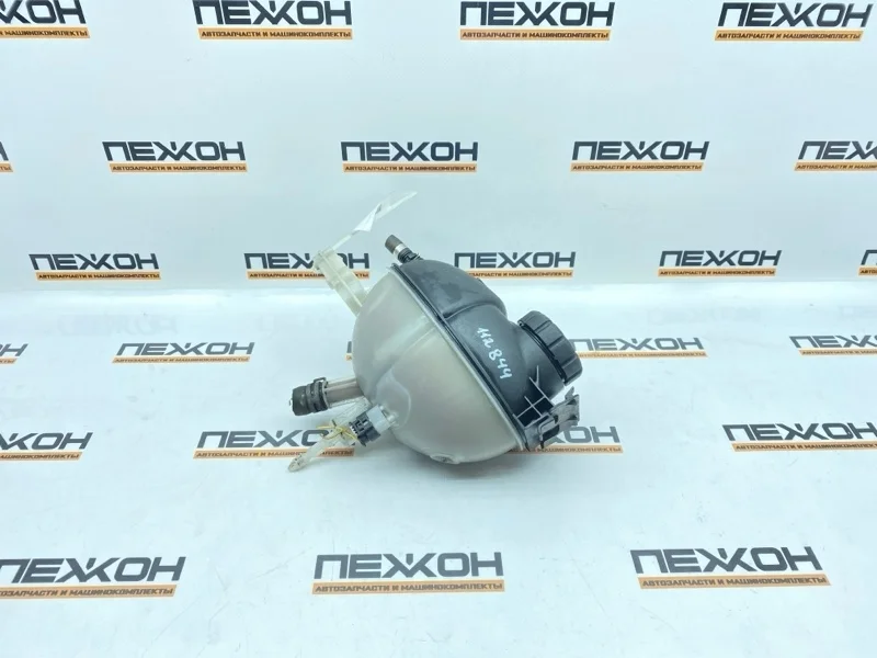 Бачок расширительный MERCEDES-BENZ CLS-Class 2015 A2045000749 C218 3.5 M276 (276.850)