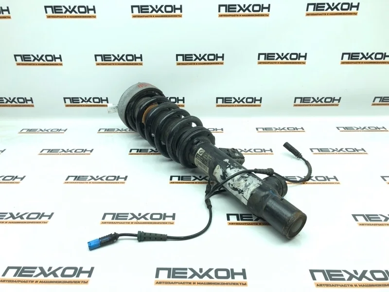 Амортизатор BMW X5 2018 37106875084 F15 4.0 N57D30B, передний правый