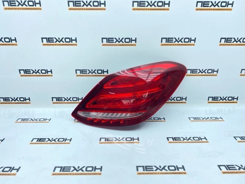 Фонарь MERCEDES-BENZ C-CLASS 2018 A2059061457 W205 3.0 M276 823, задний правый