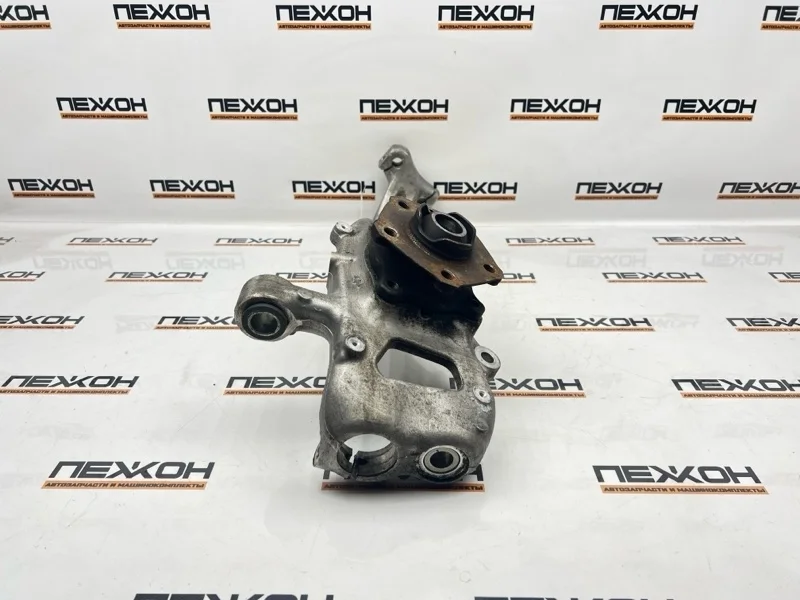 Кулак AUDI Q7 2018 4M0407253J 4M 3.0 CRTC, передний левый