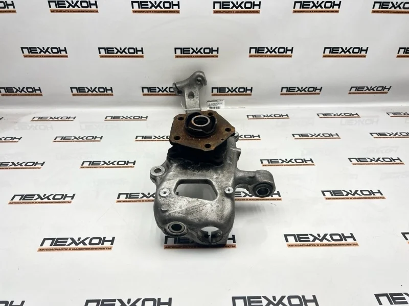 Кулак AUDI Q7 2018 4M0407254J 4M 3.0 CRTC, передний правый