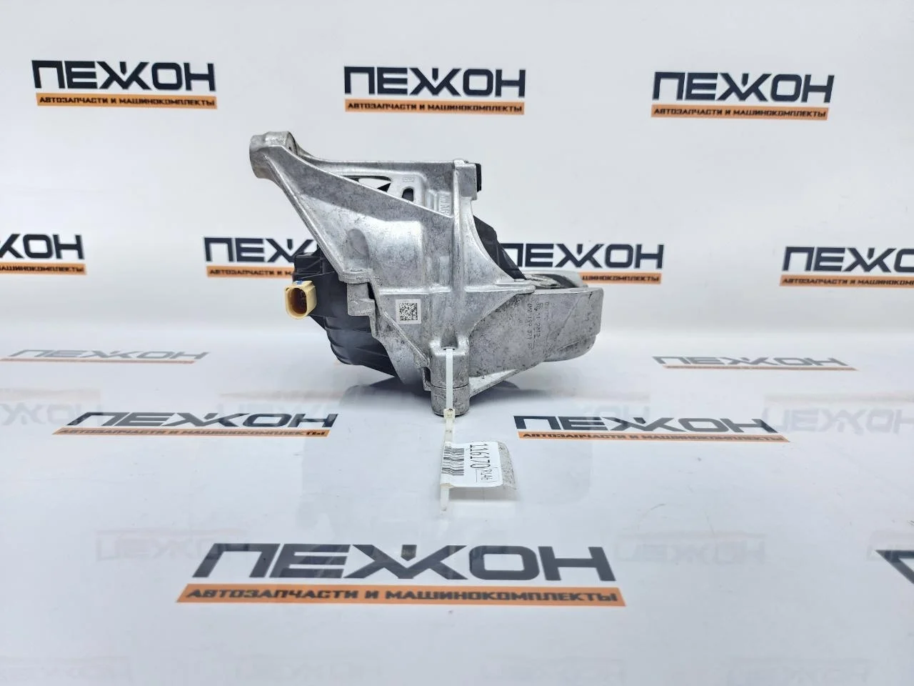 Подушка двигателя AUDI Q7 2018 4M0199371FF 4M 3.0 CRTC, левая