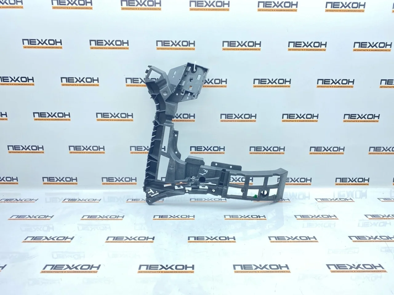 Кронштейн бампера VOLVO XC90 2019 31407730 LF2 B4204T26, задний левый