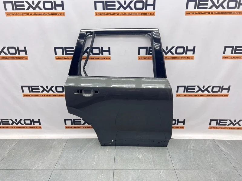 Дверь VOLVO XC90 2018 32133219 LA4 2.0 D4204T23, задняя правая