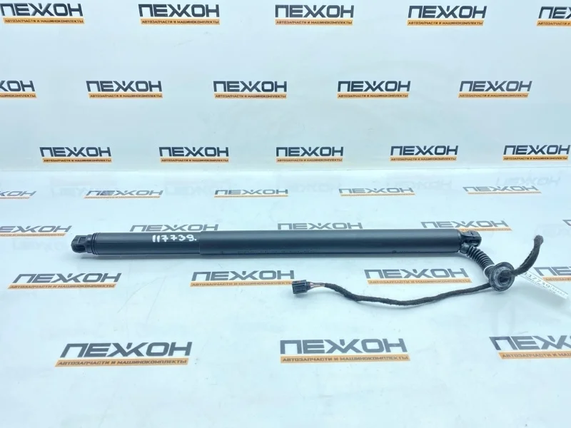 Амортизатор крышки багажника VOLVO XC90 2018 31690604 LA4 2.0 D4204T23