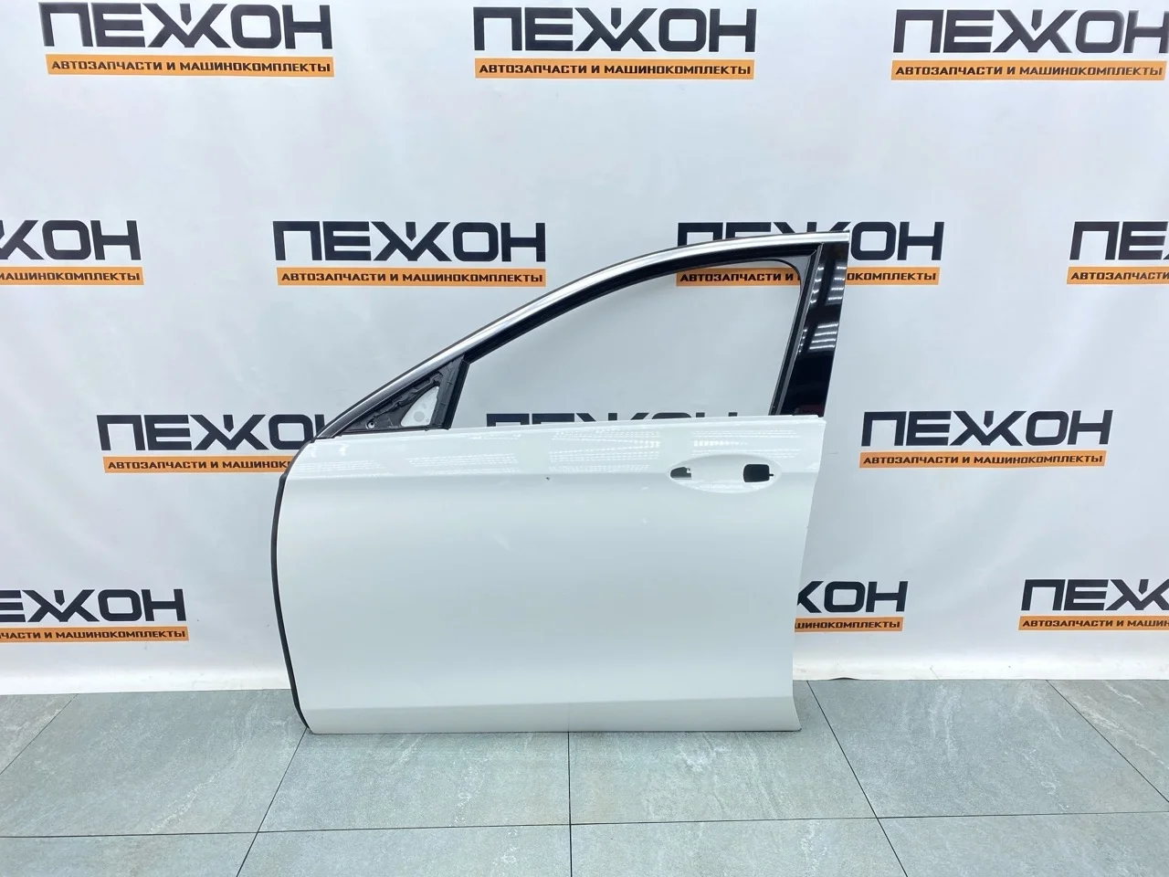 Дверь MERCEDES-BENZ E-Class 2016 A2137200105 W213 2.0 OM654, передняя левая