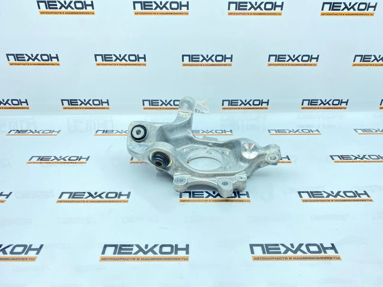 Кулак MERCEDES-BENZ E-Class 2016 A2133503205 W213 2.0 OM654, задний правый