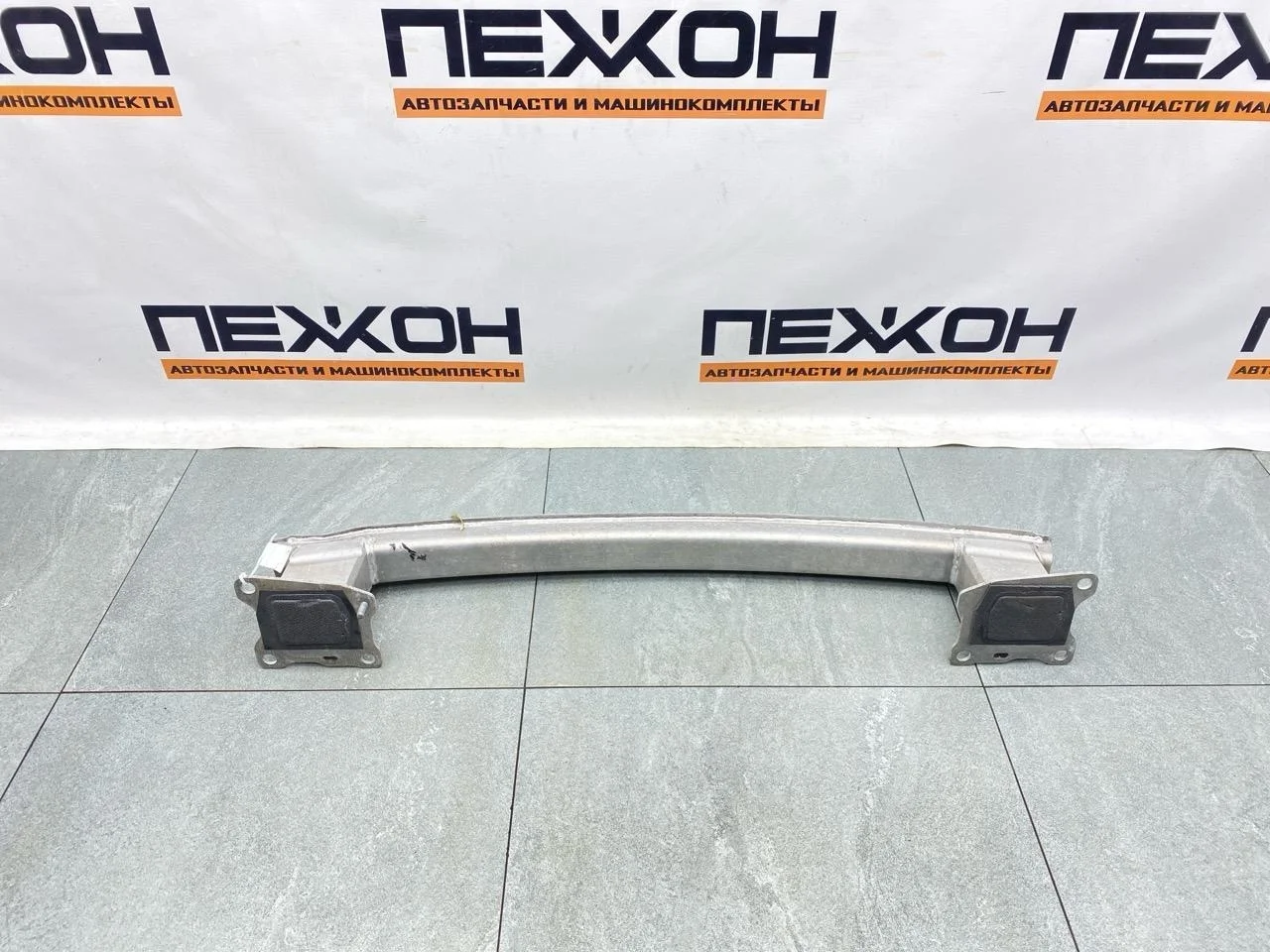 Усилитель бампера AUDI A5 2018 8W0807309 F53 2.0 DETA, задний