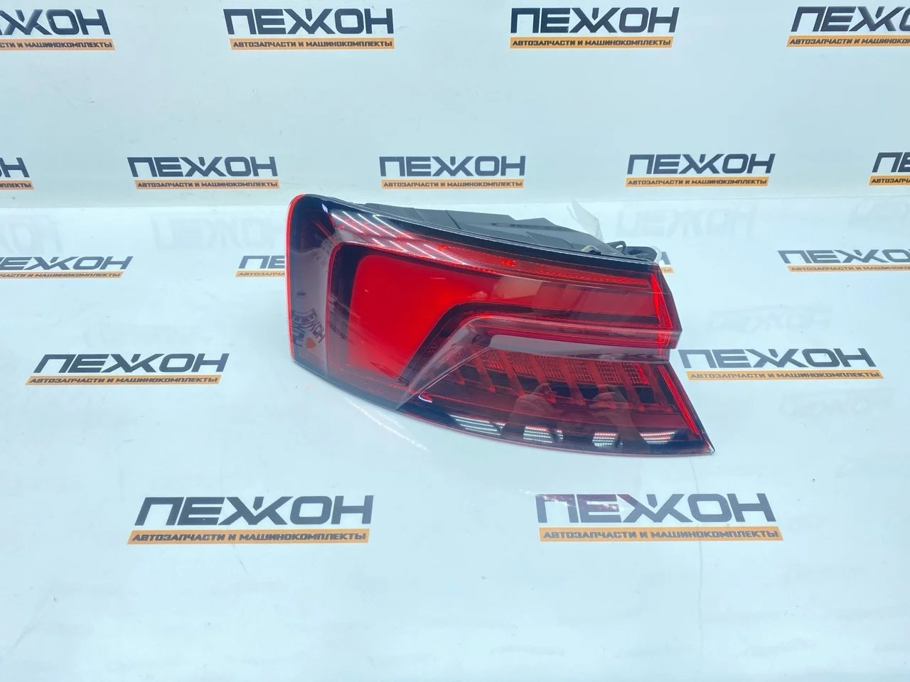 Фонарь в крыло AUDI A5 2018 8W6945091J F53 2.0 DETA, задний левый