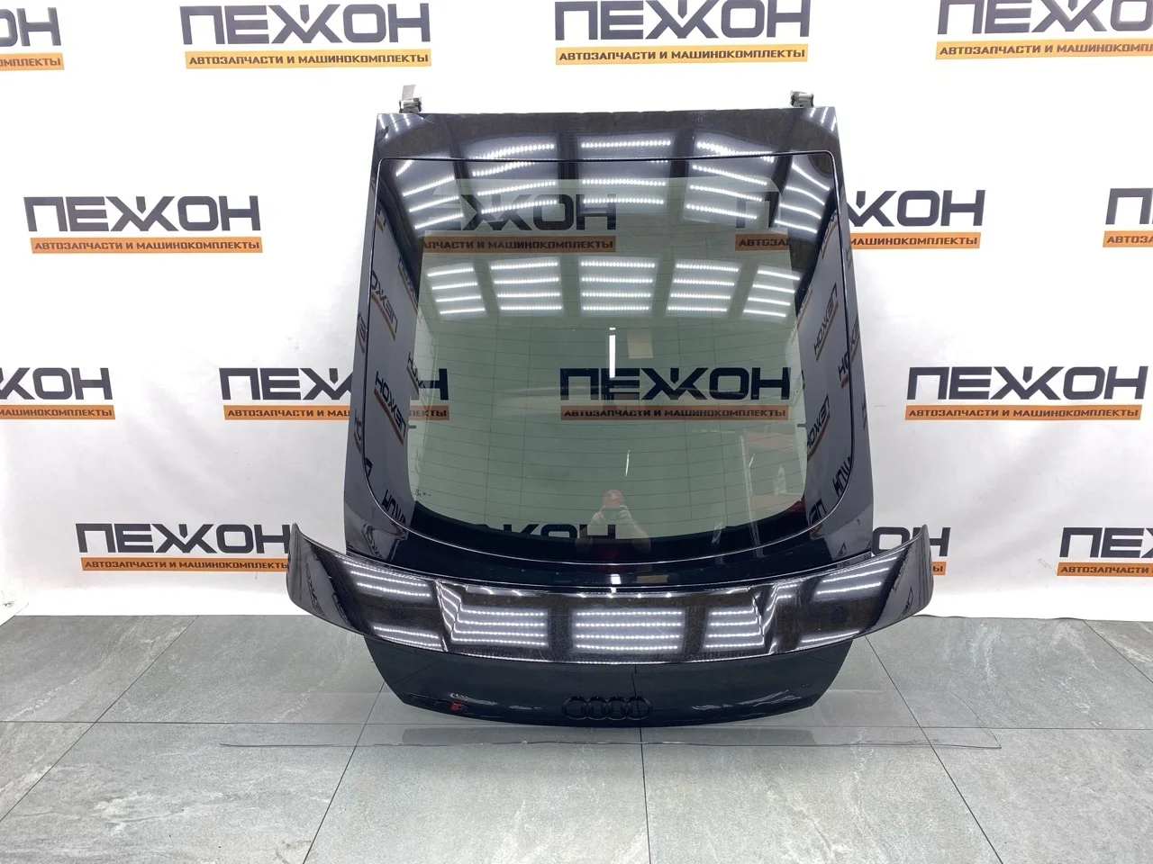 Крышка багажника AUDI TTS 2021 8S8827025A FV3 2.0 DNFD