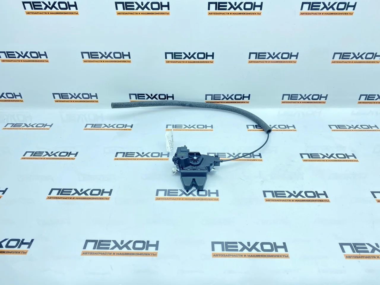 Замок багажника MERCEDES-BENZ E-Class 2016 A2047500485 W213 2.0 OM654