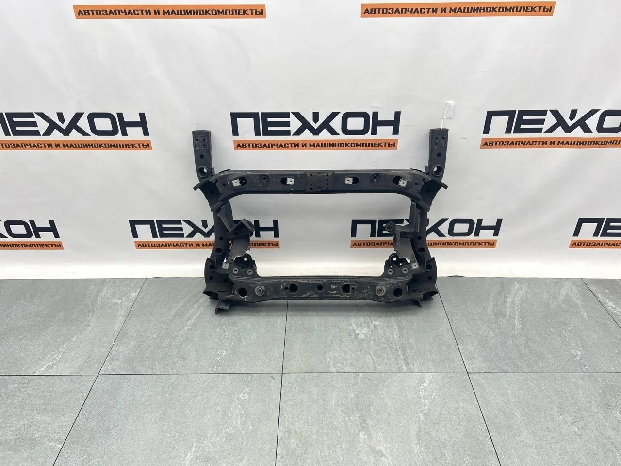 Подрамник MERCEDES-BENZ E-Class 2016 A2056280057 W213 2.0 OM654, передний