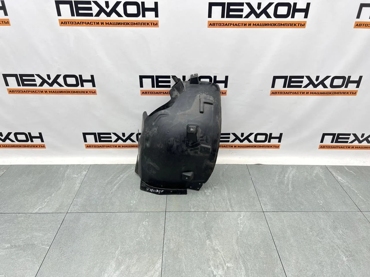 Подкрылок MERCEDES-BENZ GLE-Class A1668841222 W166, передний правый