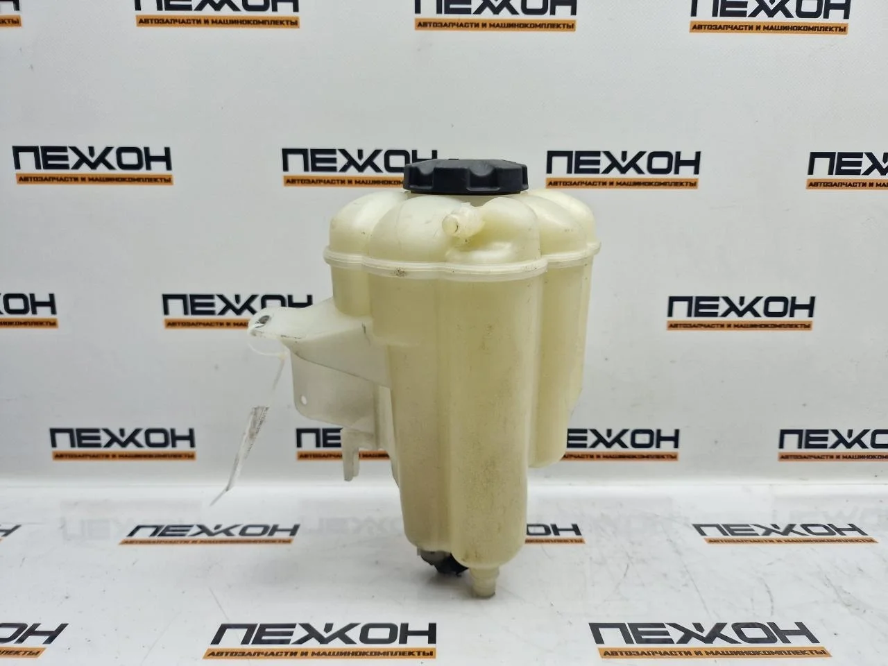 Бачок расширительный BMW X6 2015 17138621092 F16 3.0 N57D30A