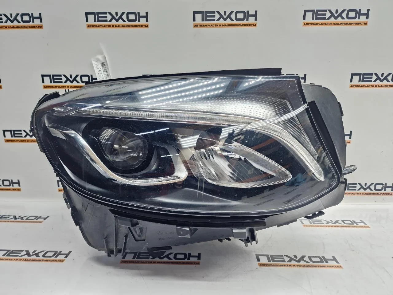 Фара MERCEDES-BENZ GLC-Class 2016 A2539061001 C253 2.2 OM651, правая