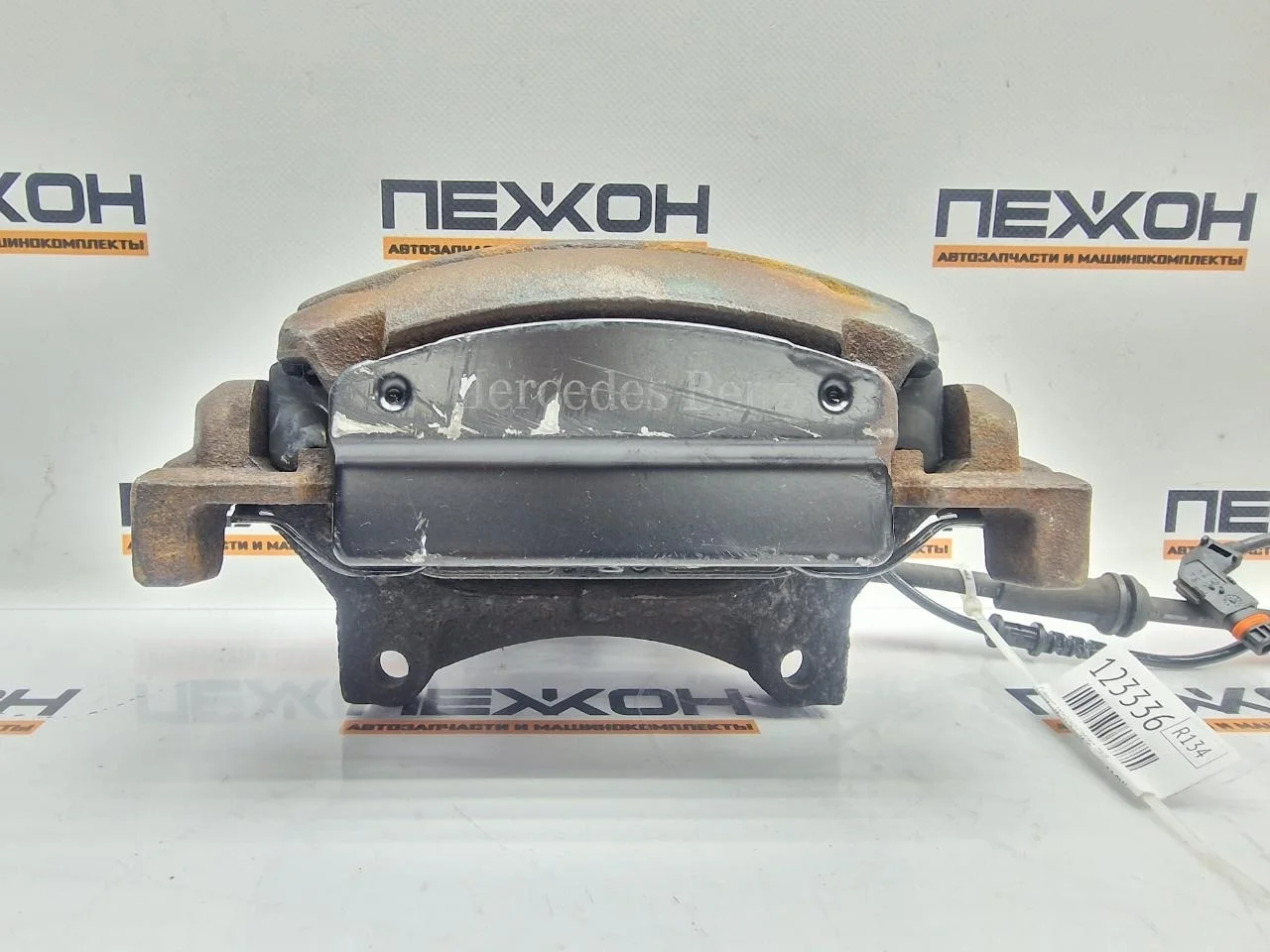 Суппорт тормозной MERCEDES-BENZ GLS-Class 2017 A1664210481 X166 3.0 OM642 (D642826), передний правый