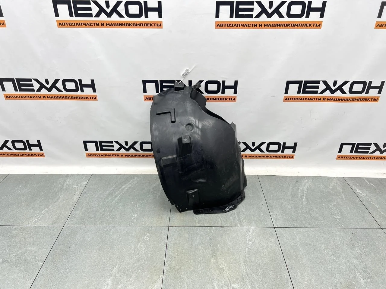 Подкрылок MERCEDES-BENZ GLS-Class 2017 A1668847622 X166 3.0 OM642 (D642826), передний левый