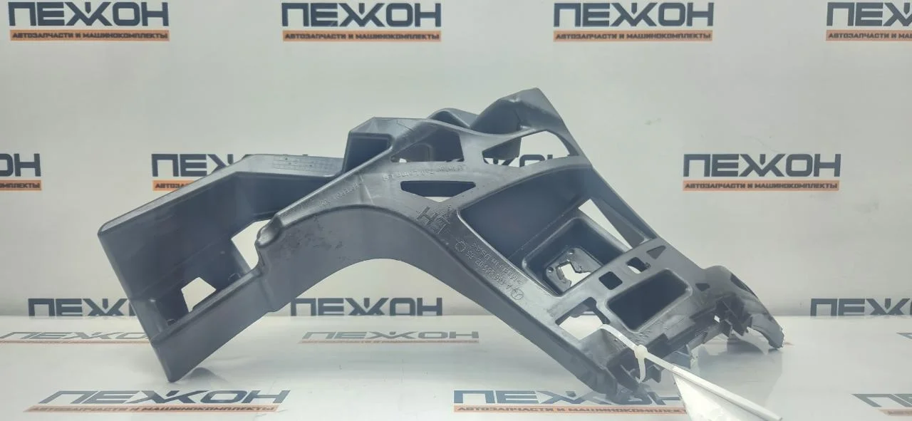 Кронштейн бампера MERCEDES-BENZ GLS-Class 2017 A1668850265 X166 3.0 OM642 (D642826), задний левый