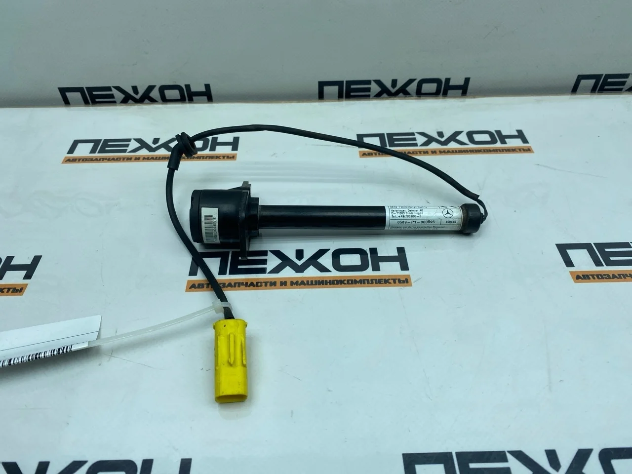 Пиропатрон петли капота MERCEDES-BENZ GLS-Class 2017 A1669060002 X166 3.0 OM642 (D642826)