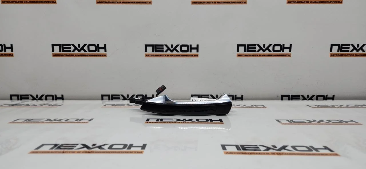 Ручка двери внешняя MERCEDES-BENZ GLS-Class 2017 A20476013709197 X166 3.0 OM642 (D642826), левая