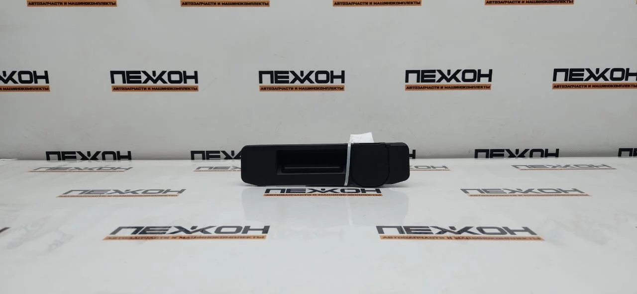 Ручка открывания багажника MERCEDES-BENZ GLS-Class 2017 A1667500993 X166 3.0 OM642 (D642826)