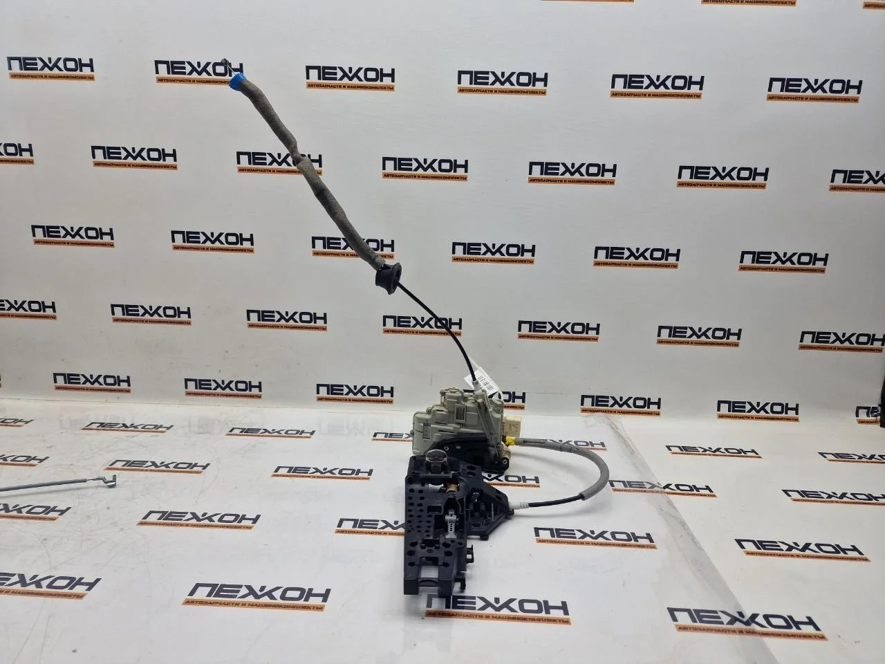 Замок двери AUDI Q7 2015 4G0839015 4M 3.0 CRTC, задний левый