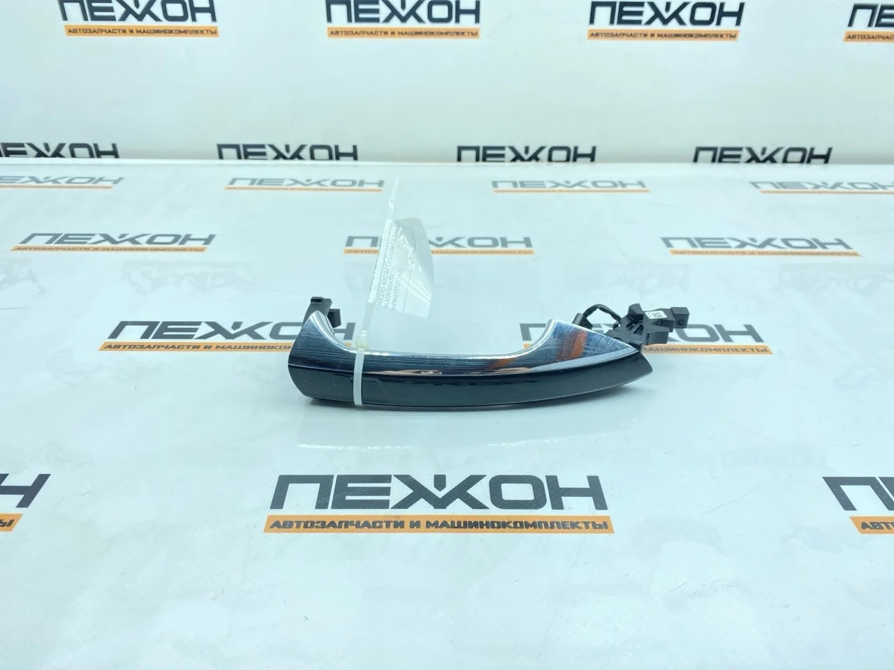 Ручка двери внешняя MERCEDES-BENZ GLE-Class 2015 A20476014709197 W166 3.0 OM642 (D642826), правая