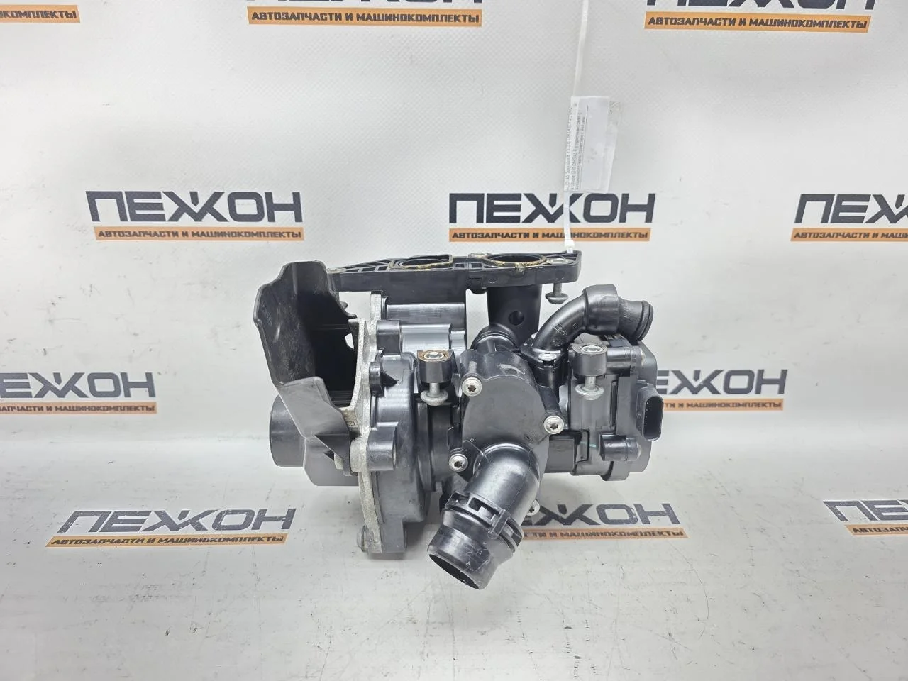 Корпус термостата AUDI A5 2021 06L121111P SPORTBACK F5 2.0 DMSA (TFSI)