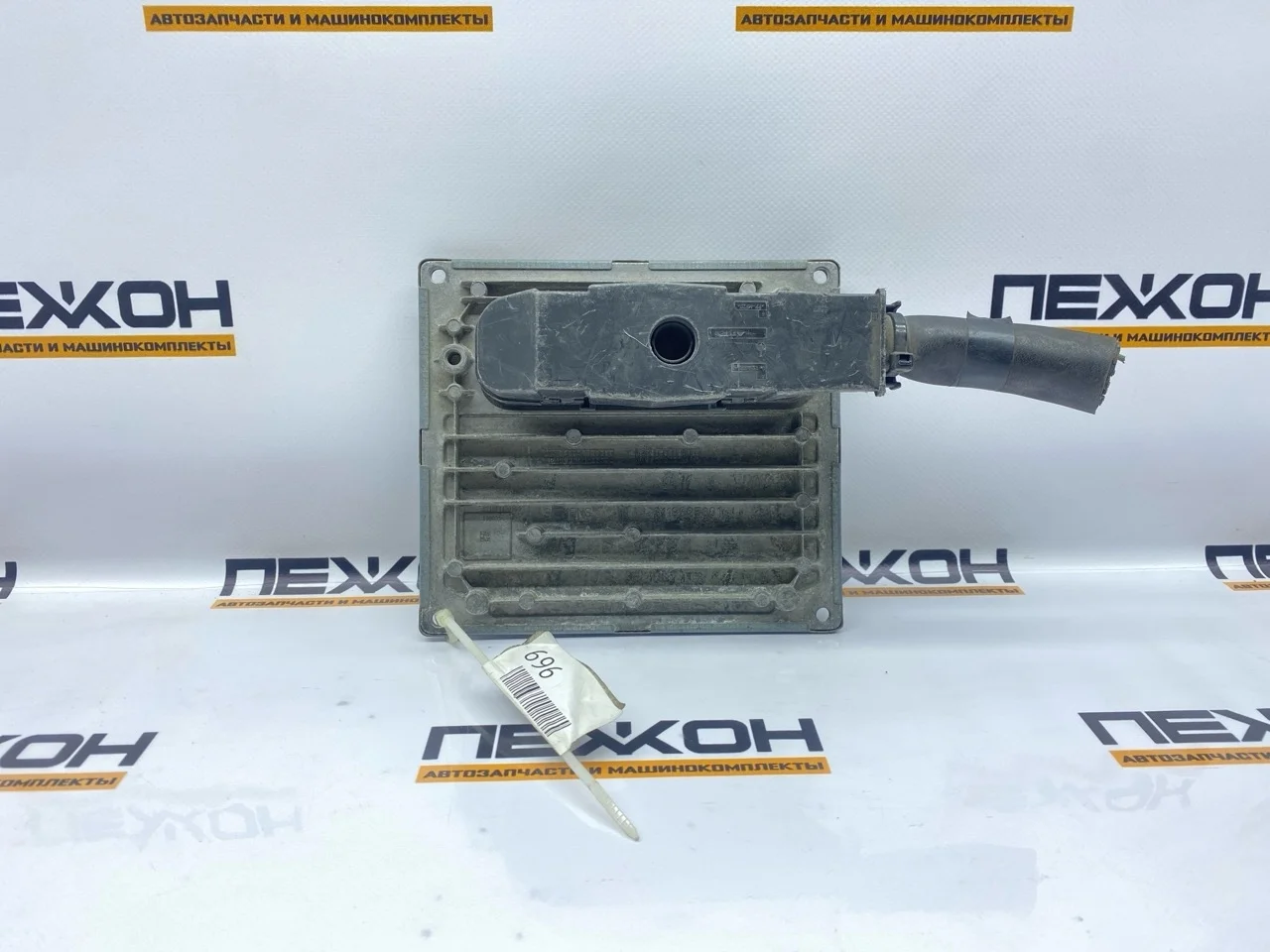 Блок управления двигателем FORD FOCUS 1331018 2 1.6