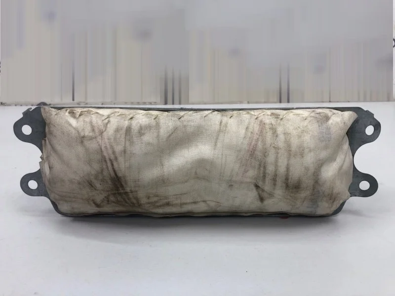 Подушка безопасности в торпедо FORD FOCUS 1337463 2