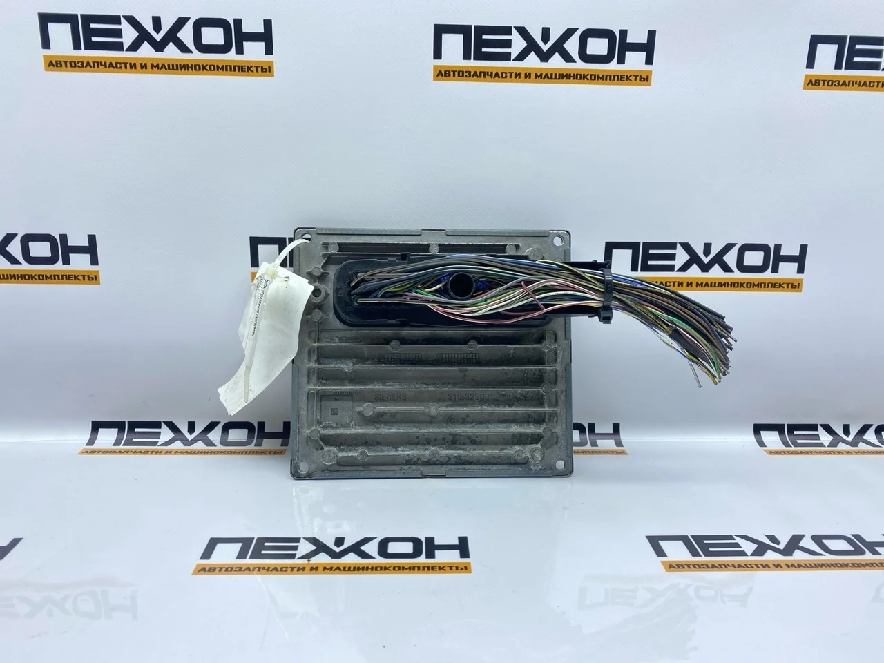 Блок управления двигателем FORD FOCUS 1331018 2 1.6