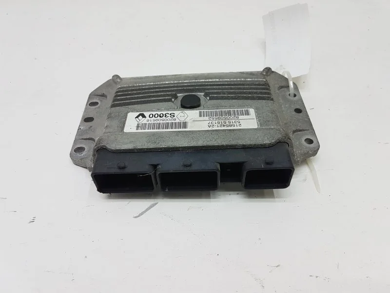 Блок управления двигателем RENAULT SCENIC 8200509516 2