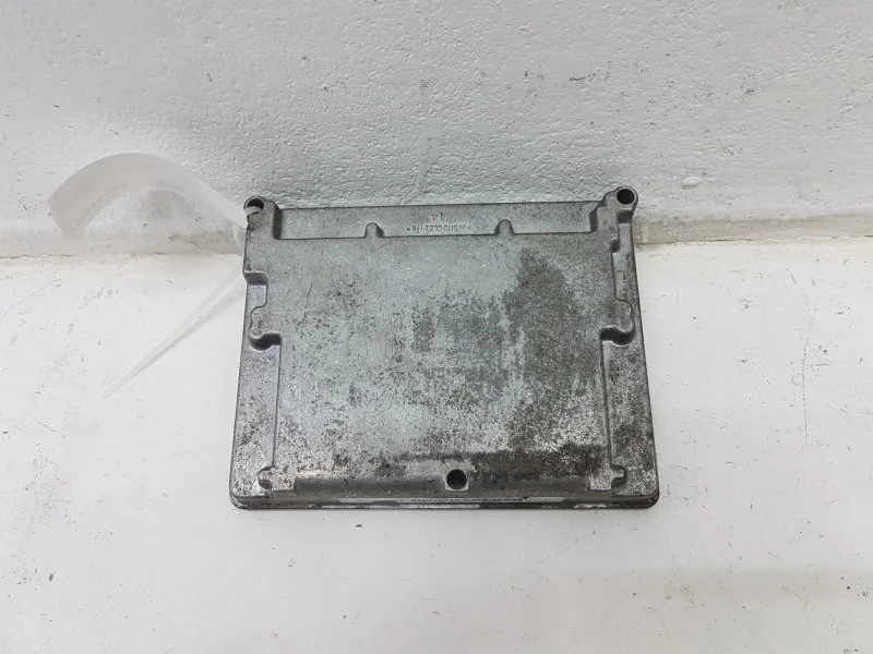 Блок управления двигателем FORD FOCUS 1364789 2 ESU-131