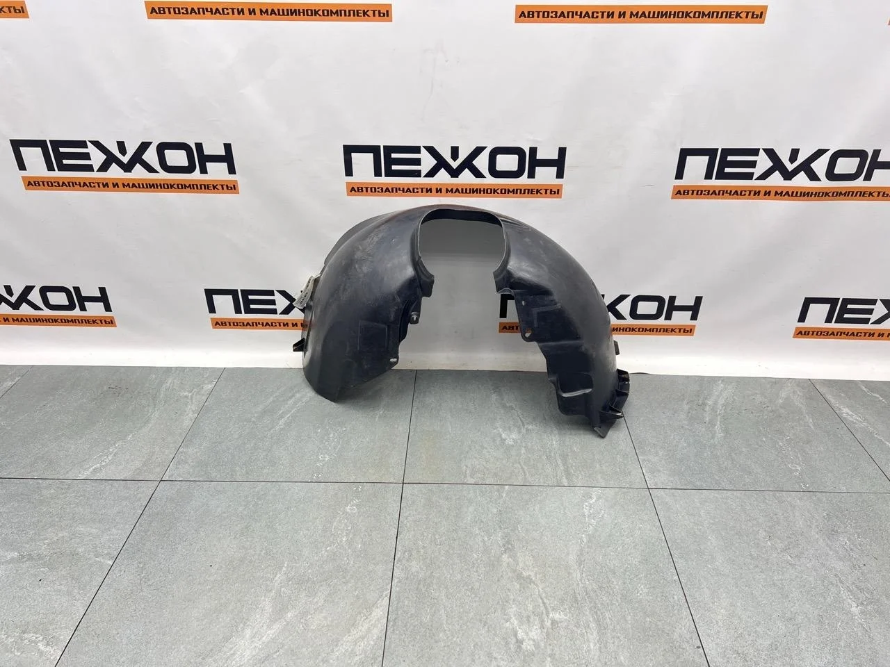 Подкрылок FORD FOCUS 1359240 2, передний левый