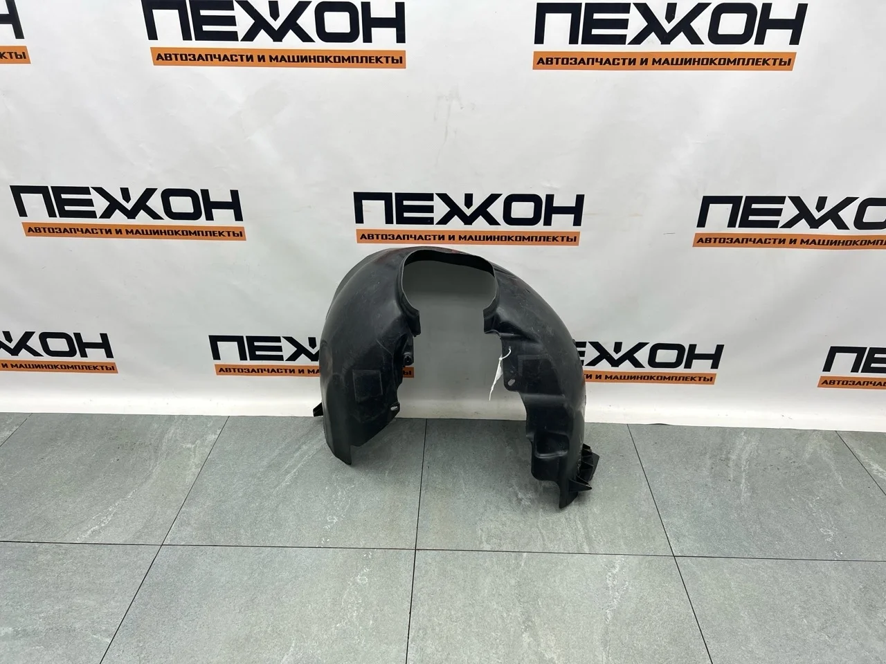 Подкрылок FORD FOCUS 1359240 2, передний левый