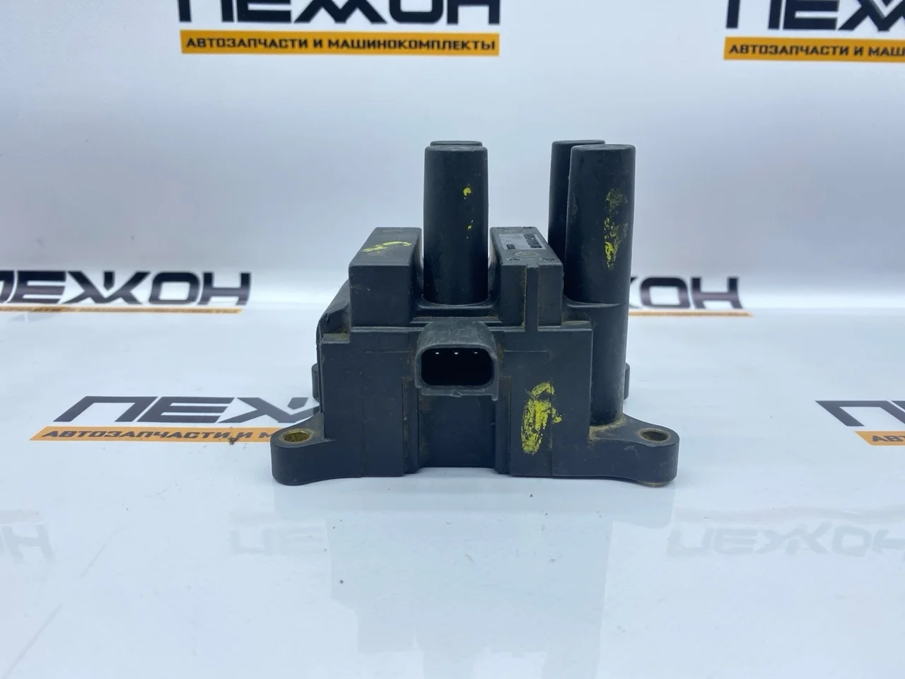 Катушка зажигания FORD FOCUS 1823596 2 1.4-1.6
