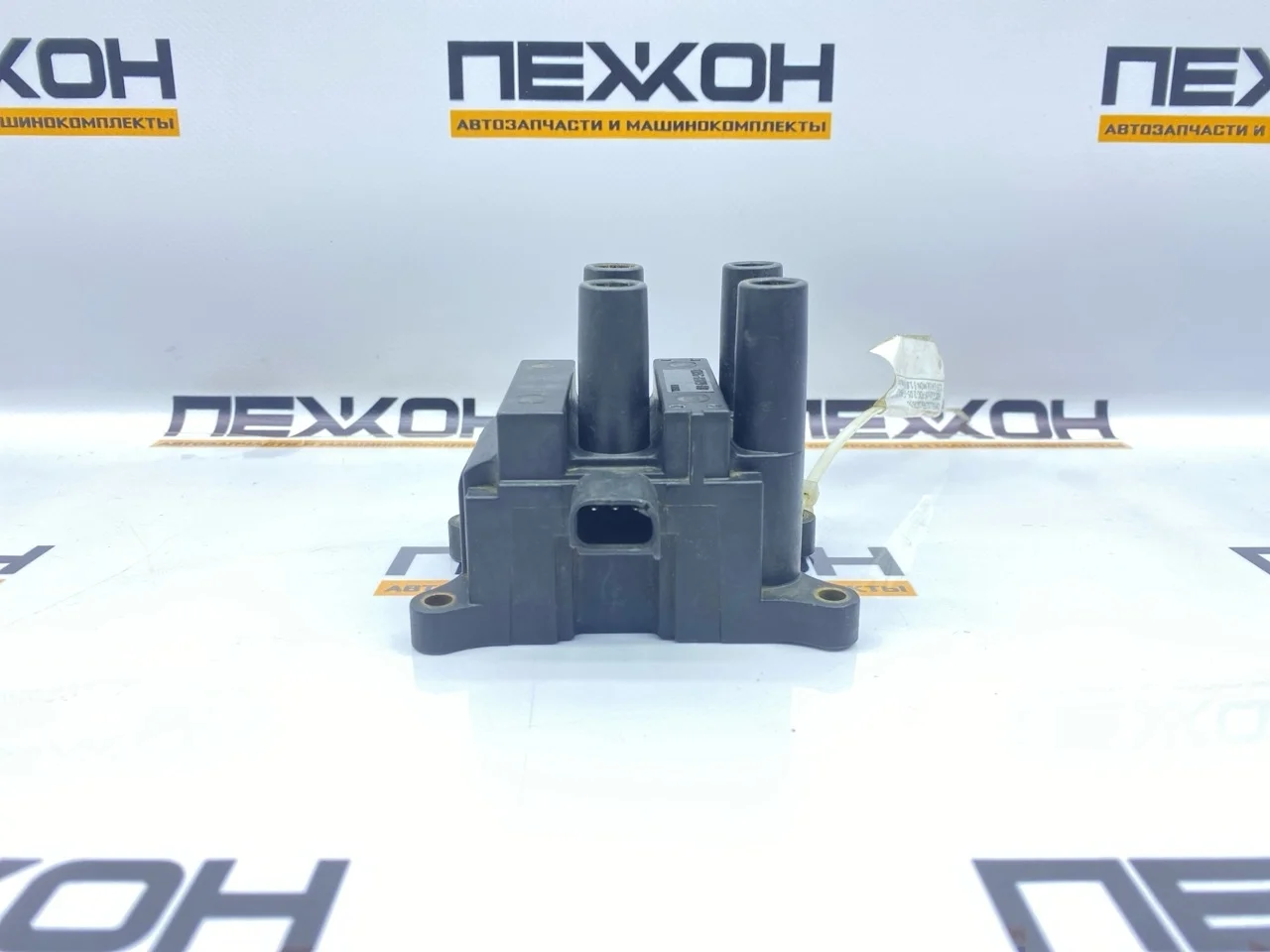 Катушка зажигания FORD FOCUS 1823596 2 1.4-1.6