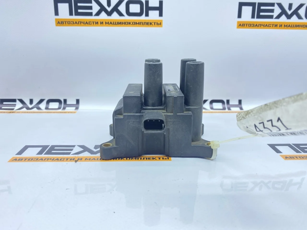 Катушка зажигания FORD FOCUS 1823596 2 1.4-1.6