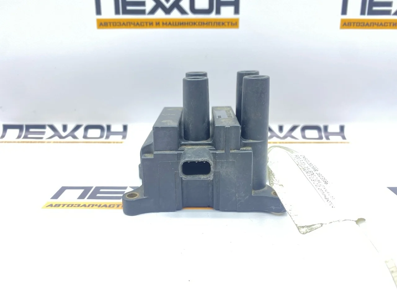 Катушка зажигания FORD FOCUS 1823596 2 1.4-1.6