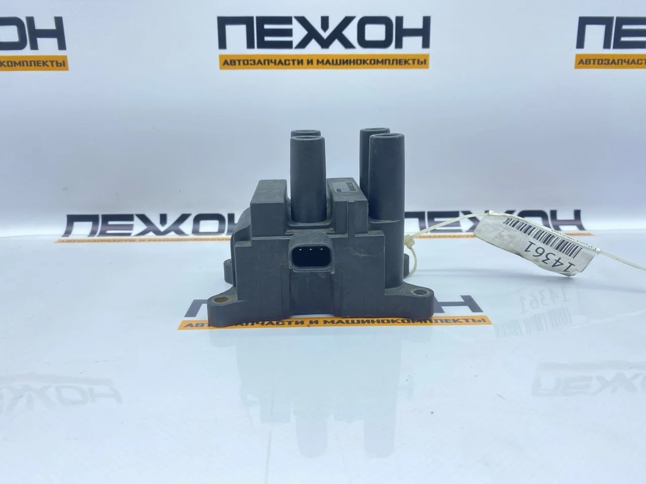 Катушка зажигания FORD FOCUS 1823596 2 1.4-1.6