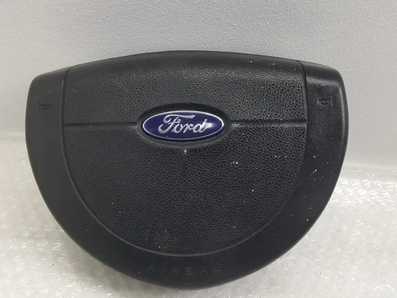 Подушка в руль FORD FIESTA 2002-2005 1379560 MK5