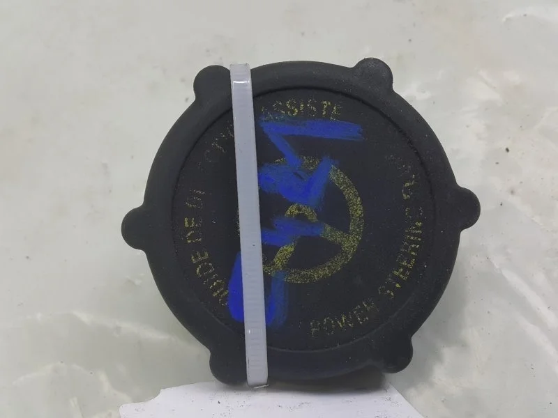 Крышка бачка ГУР FORD FOCUS 1341300 1