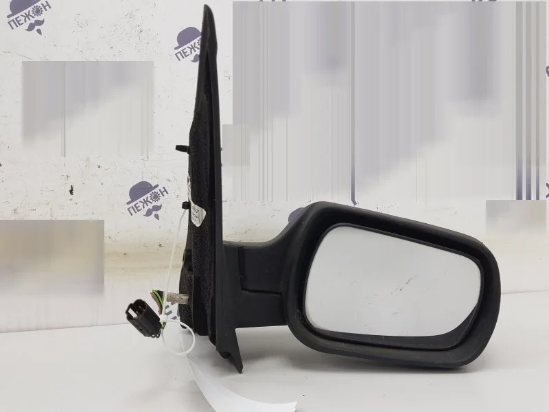 Зеркало FORD FIESTA 02-05 1315840 MK5, правое