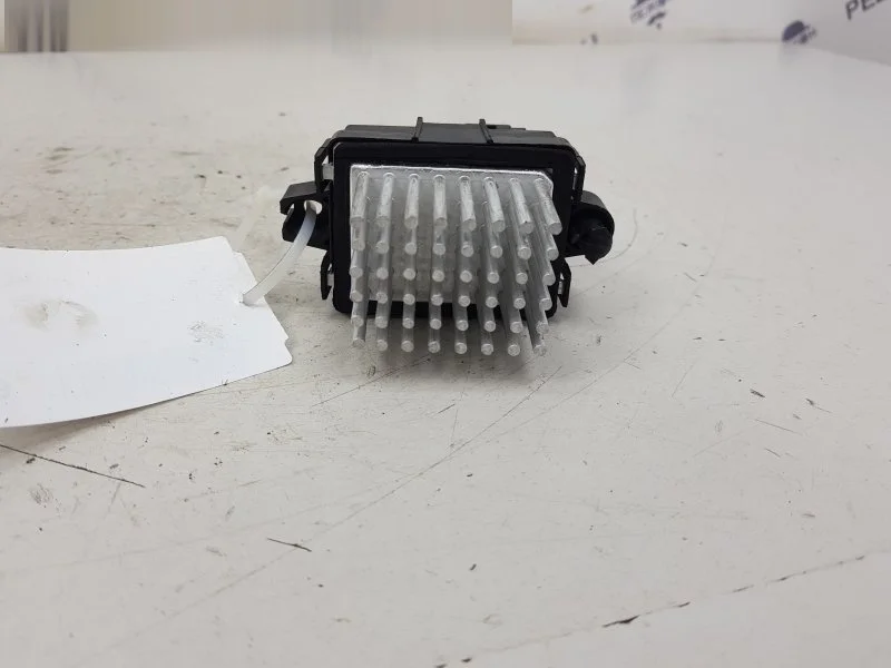 Резистор печки OPEL INSIGNIA 13503201