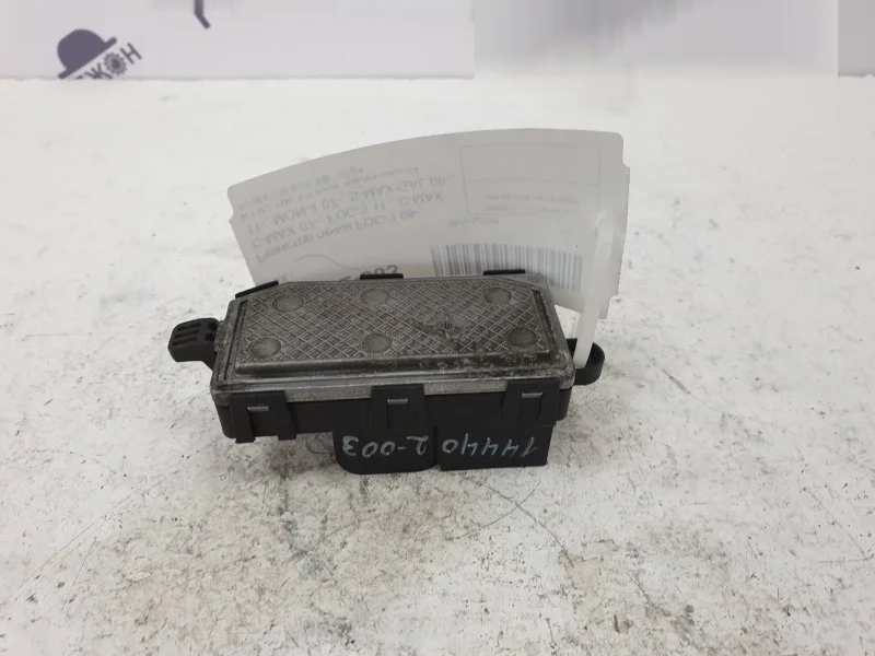 Резистор печки FORD FOCUS 1847910 2