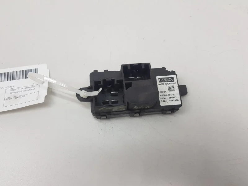 Резистор печки FORD FOCUS 1847910 2