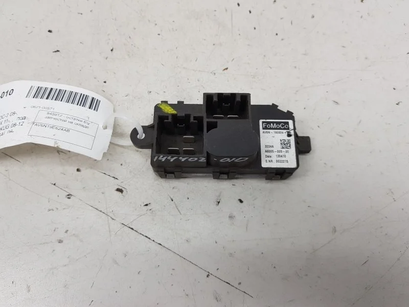 Резистор печки FORD FOCUS 1847910 2